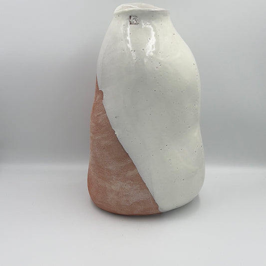 Burrow Vase 4